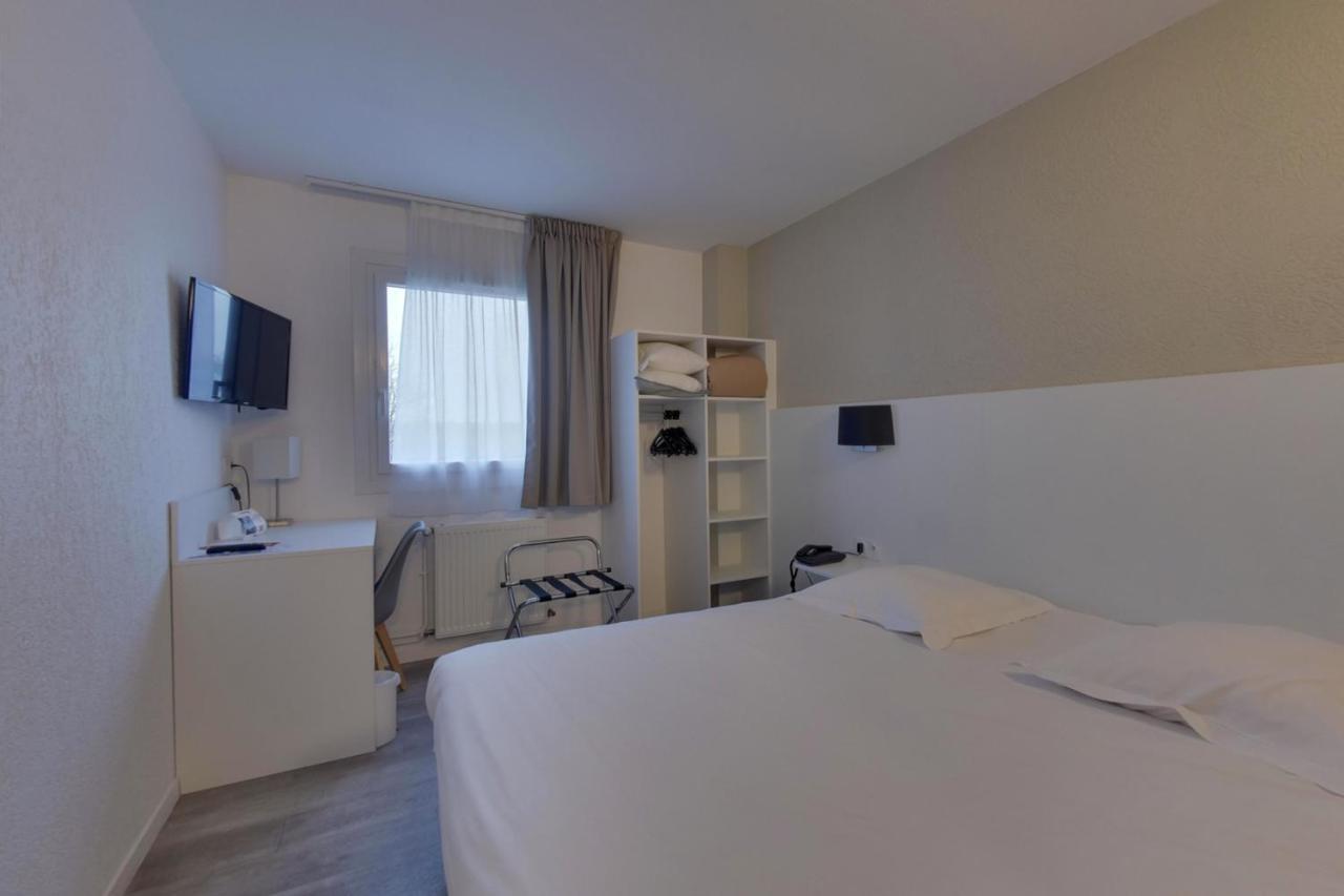 Hotel The Originals Bernay Acropole 3*
